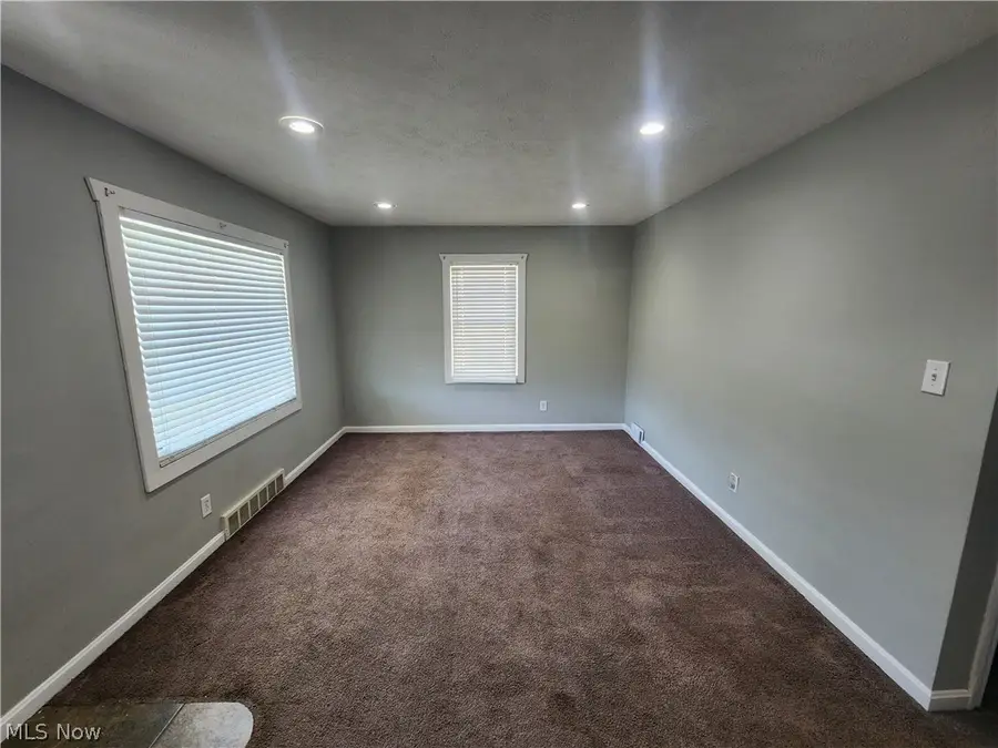 1414 Douglas Avenue, Youngstown, OH 44502 - #3