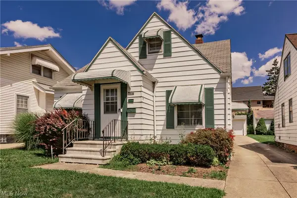 8207 Garfield Boulevard, Garfield Heights, OH 44125