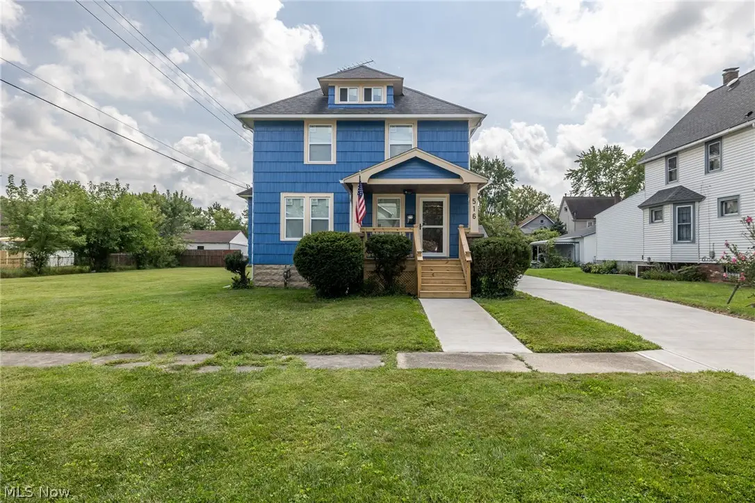 516 Bond Street, Elyria, OH 44035 - #1