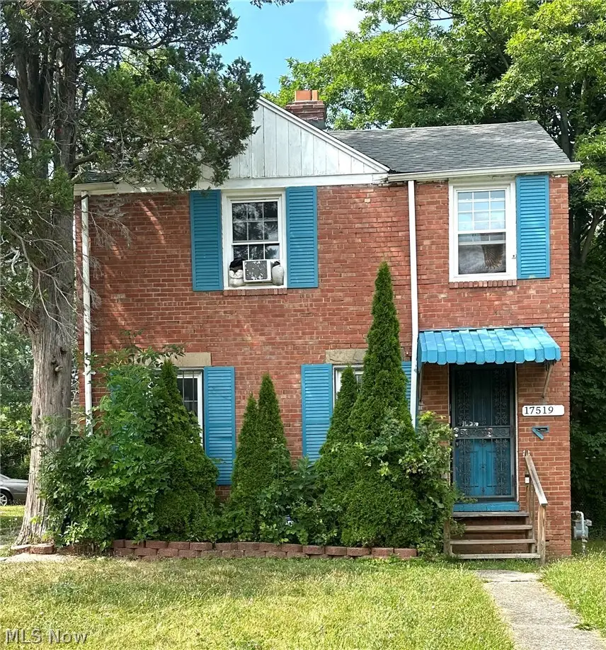 17519 Throckley Avenue, Cleveland, OH 44128 - #1
