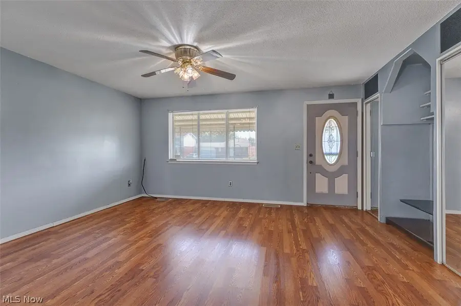 4610 Willow Avenue, Lorain, OH 44055 - #3