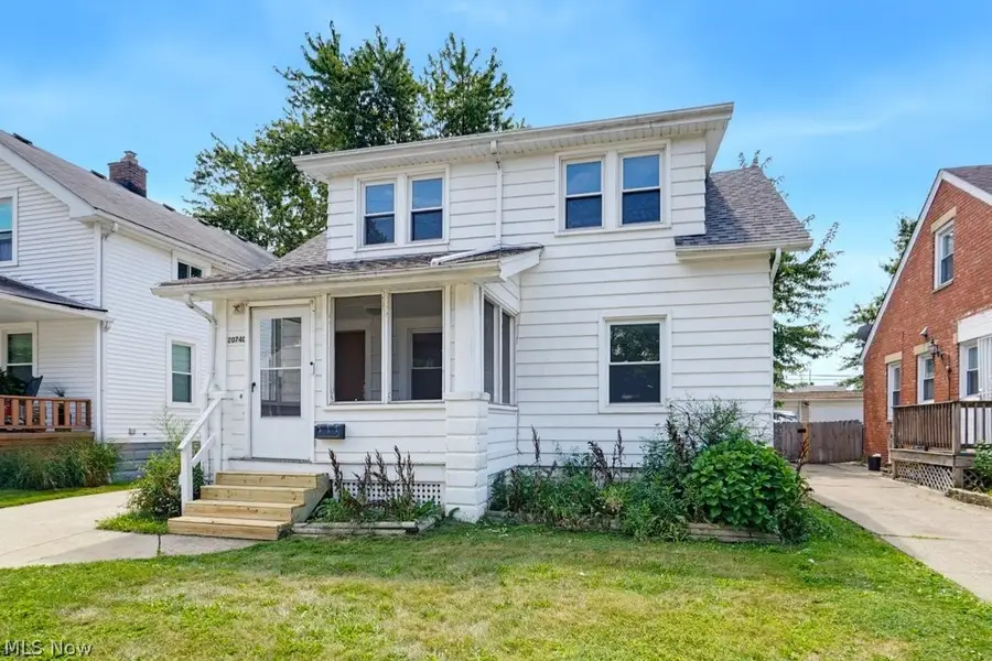 20740 Tracy Avenue, Euclid, OH 44123 - #2