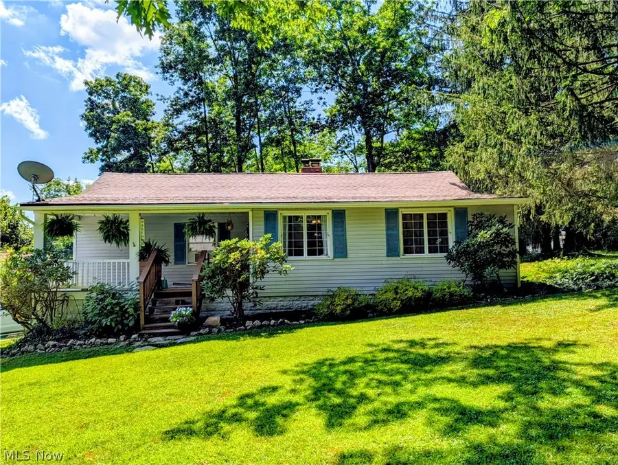 11650 Chestnutdale Road, Chardon, OH 44024 - #2