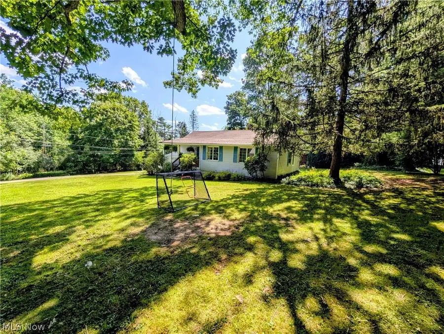 11650 Chestnutdale Road, Chardon, OH 44024 - #3