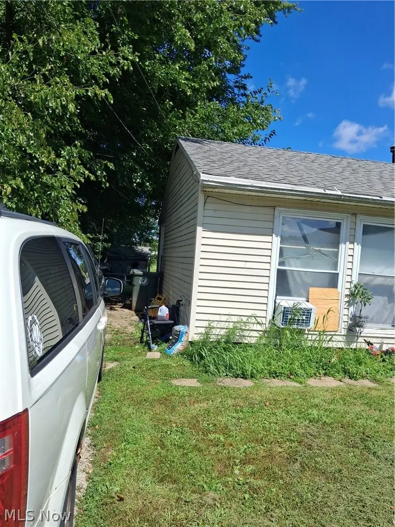1815 14th Se Street, Canton, OH 44707 - #2