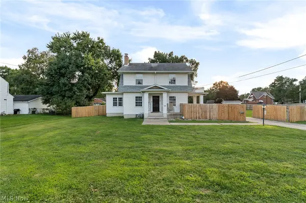 3323 Cleveland S Avenue, Canton, OH 44707