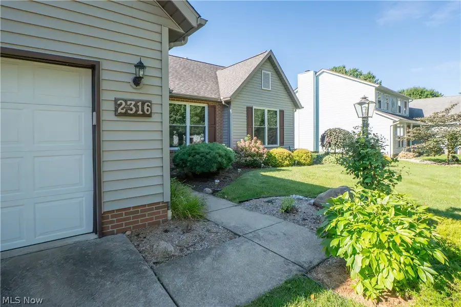 2316 Mount Pleasant Ne Street, Canton, OH 44721 - #2