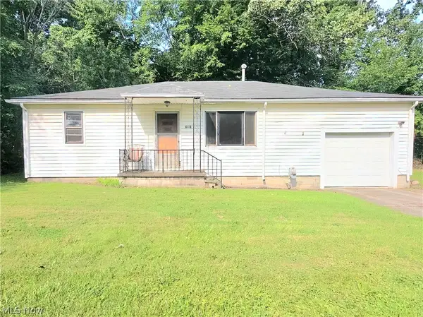 6118 Gladys Avenue, Elyria, OH 44035