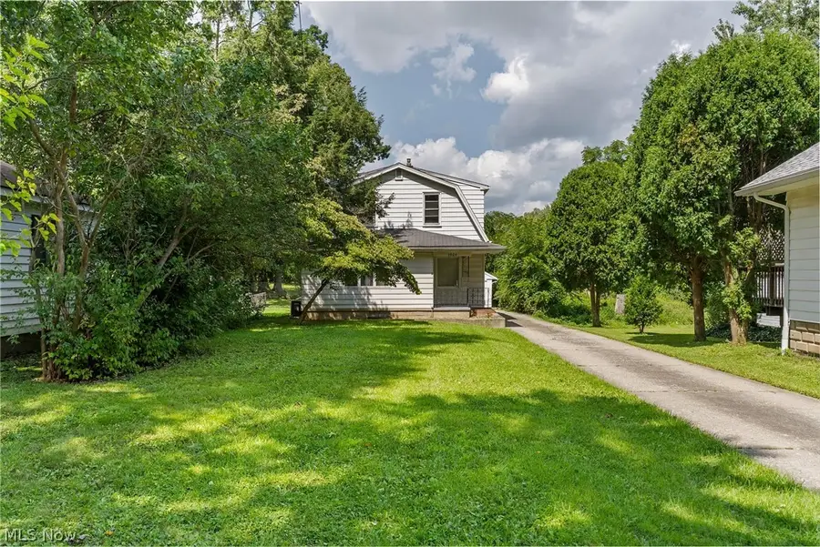 3924 Elmwood Avenue, Youngstown, OH 44515 - #2