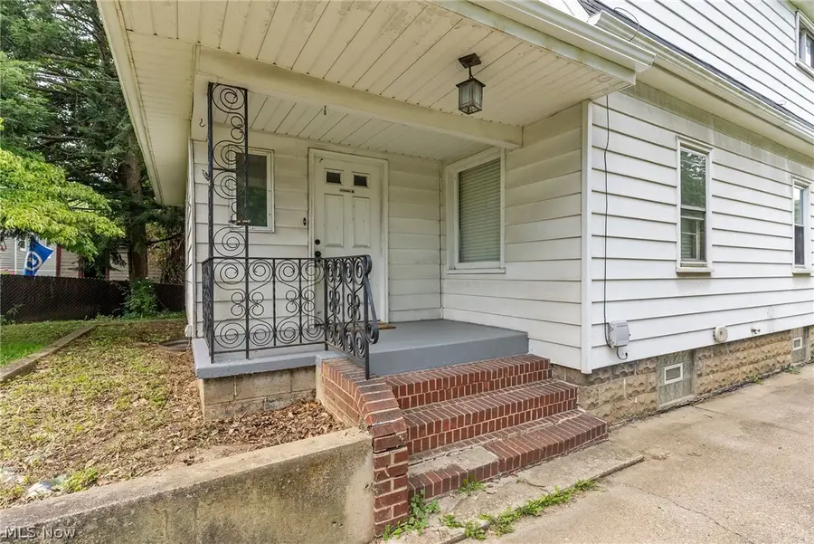 3924 Elmwood Avenue, Youngstown, OH 44515 - #3