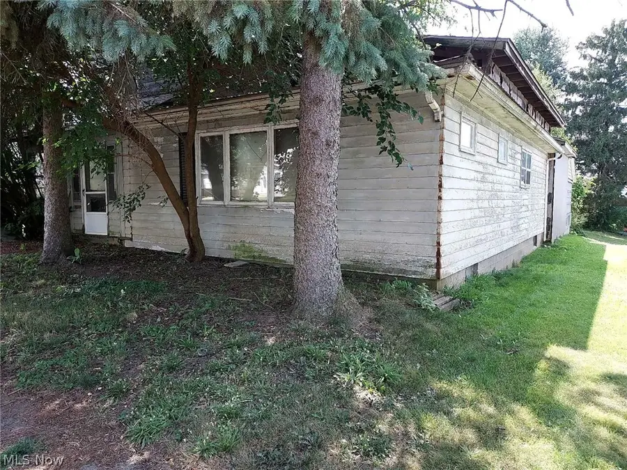 210 Union Avenue, Dover, OH 44622 - #2