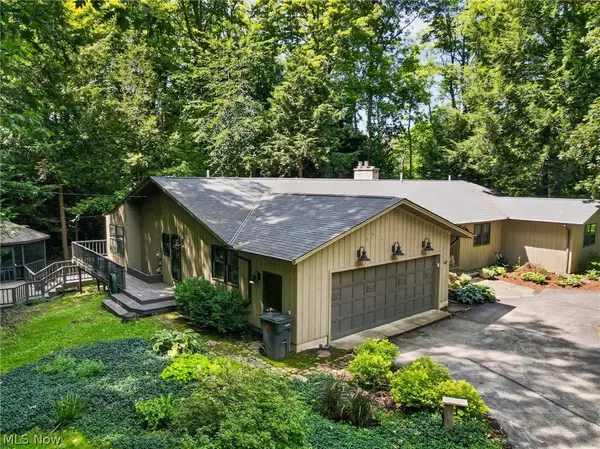 4321 N Forest Ridge Drive, Ashtabula, OH 44004