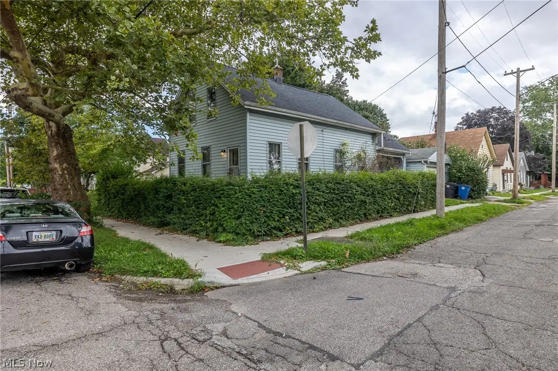 3240 W 58th Street, Cleveland, OH 44102 - #1