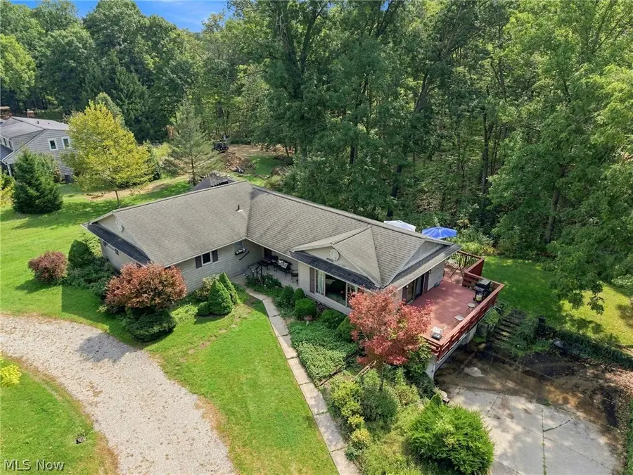 10051 Deerfield Lane, Brecksville, OH 44141 - #2