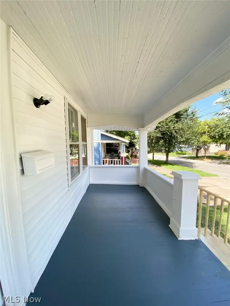 576 Kling Street, Akron, OH 44311 - #3