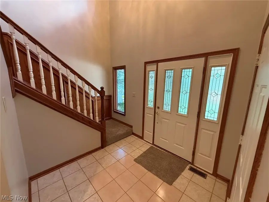 530 Oakdale Drive, Dover, OH 44622 - #3
