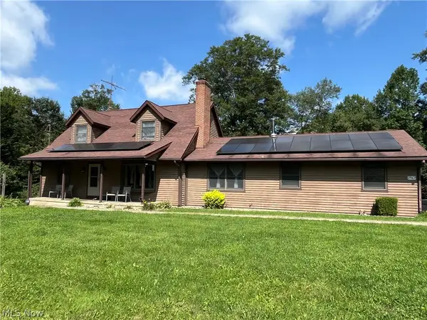 2967 Mineral City Zoar Ne Road, Bolivar, OH 44612