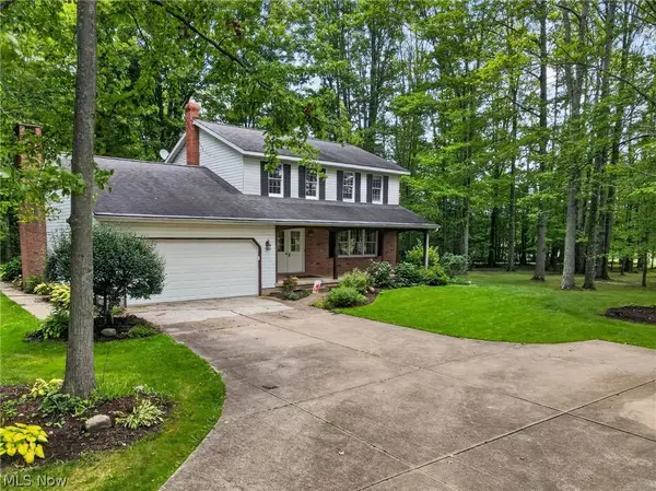 1020 Cornerwood Drive, Jefferson, OH 44047