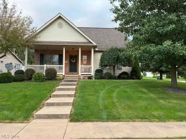 2940 Villa Glen Nw Circle, Canton, OH 44708 - #1