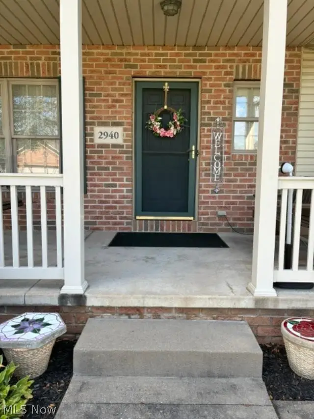 2940 Villa Glen Nw Circle, Canton, OH 44708 - #2