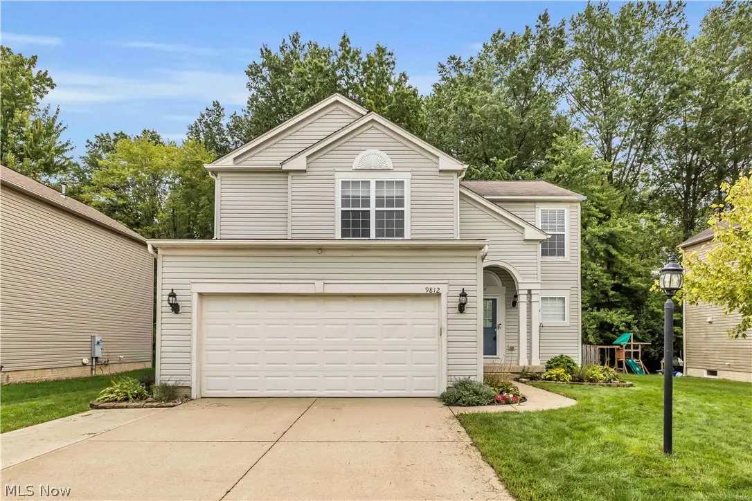 9812 Seton Drive, Olmsted, OH 44138 - #1