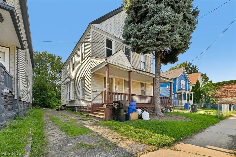 942 E 79th Street, Cleveland, OH 44103 - #3