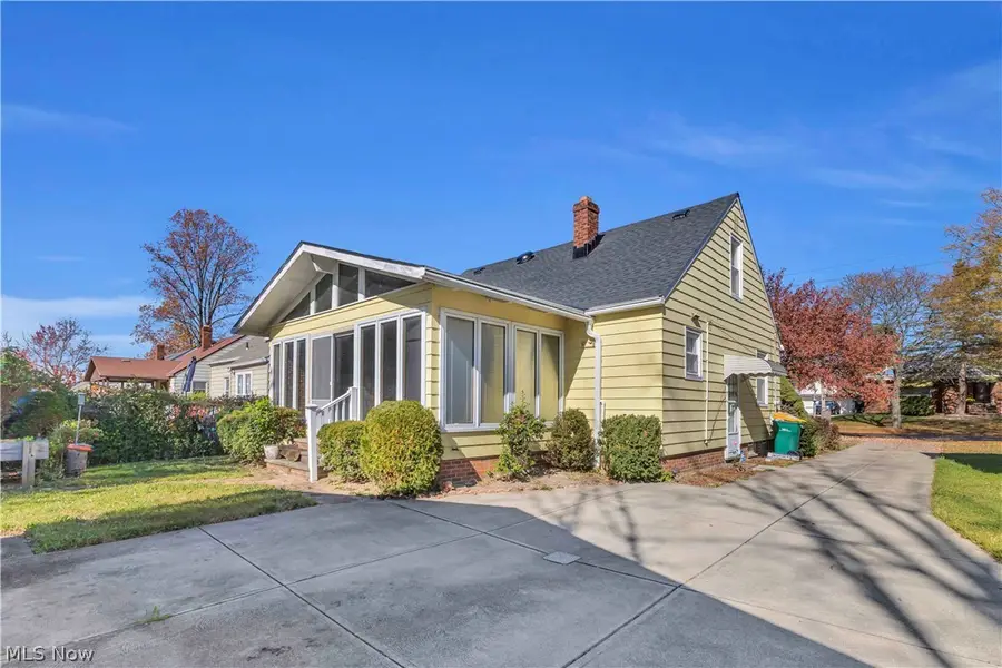 14700 James Avenue, Maple Heights, OH 44137 - #3