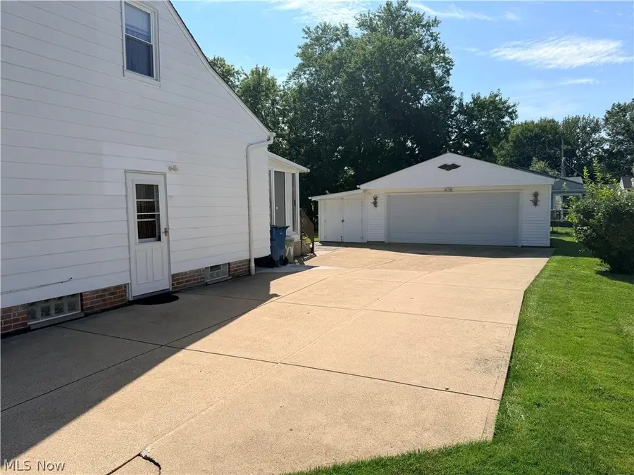 3846 E 365th Street, Willoughby, OH 44094 - #2