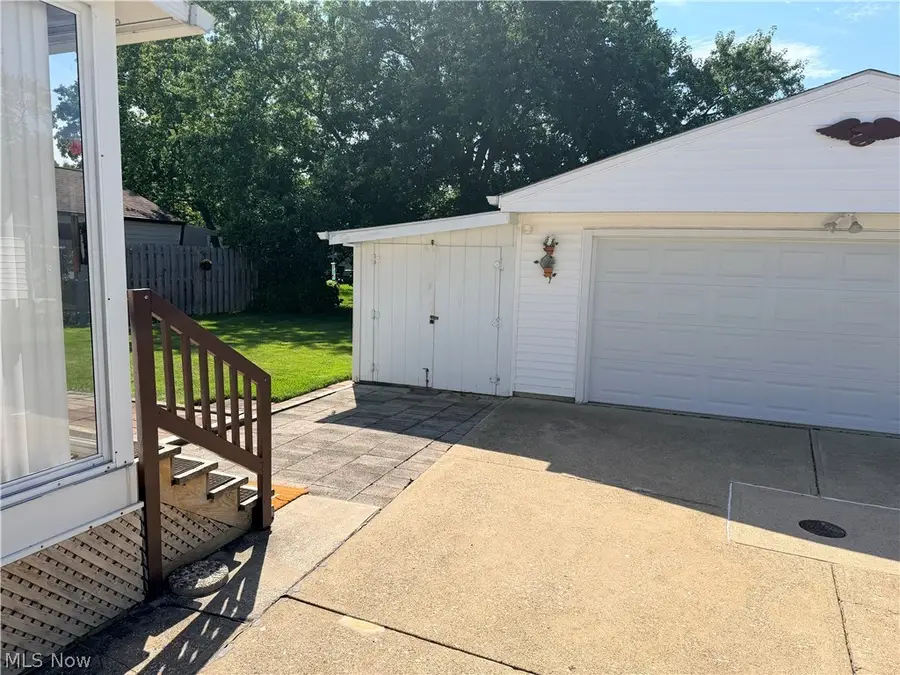 3846 E 365th Street, Willoughby, OH 44094 - #3