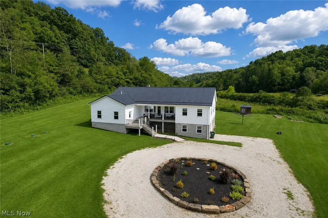 8251 Bay Se Road, Carrollton, OH 44615 - #1