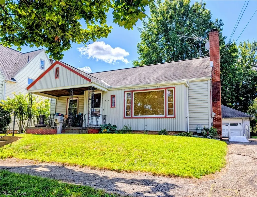 311 W. Liberty St, Ashland, OH 44805 - #1