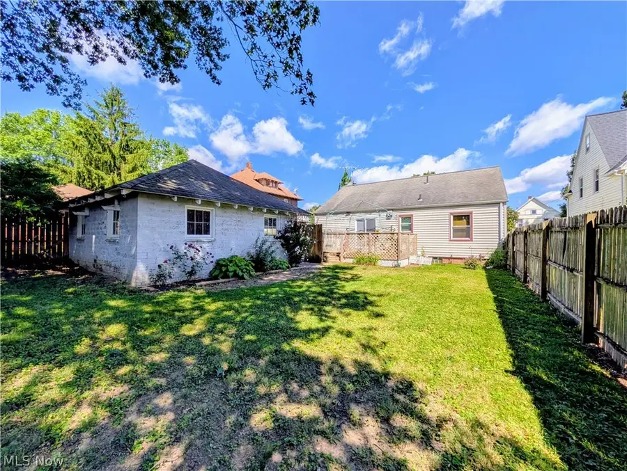 311 W. Liberty St, Ashland, OH 44805 - #2