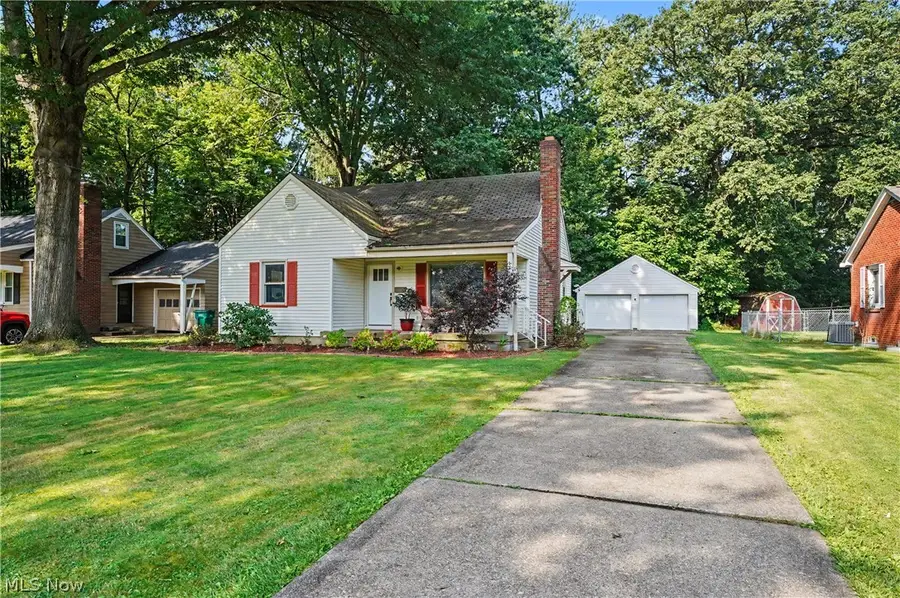 4710 Grover Drive, Youngstown, OH 44512 - #2
