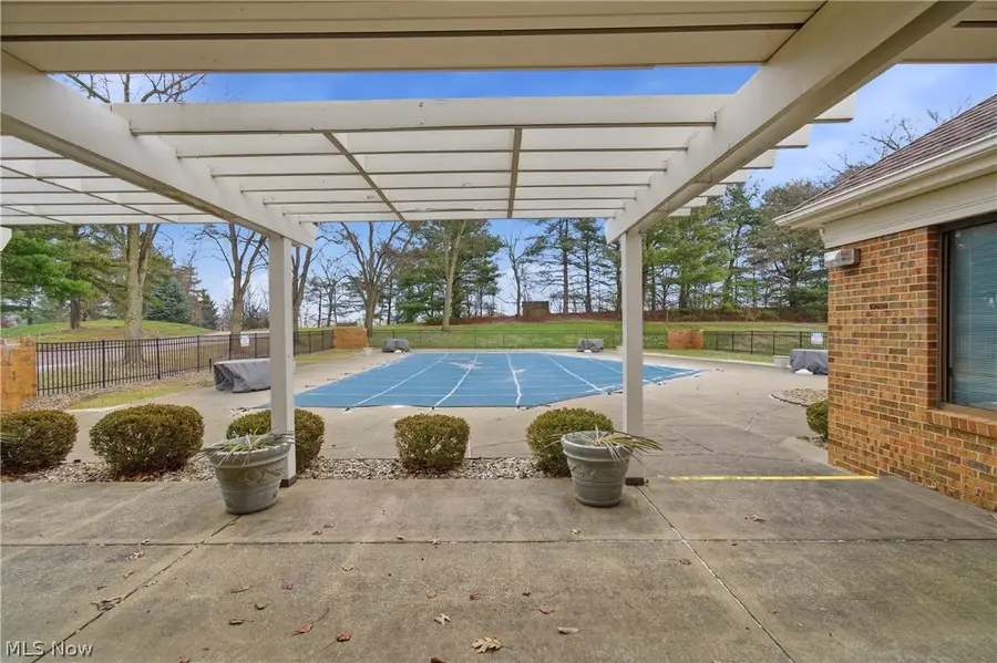 4557 Saint James Nw Circle, Canton, OH 44708 - #2