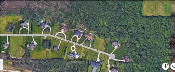25454 Eagle Pointe Court, Columbia Station, OH 44028