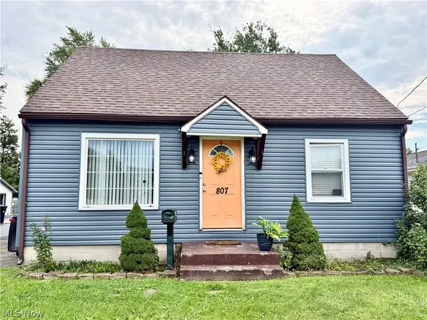 807 Hazelwood Se Avenue, Warren, OH 44484