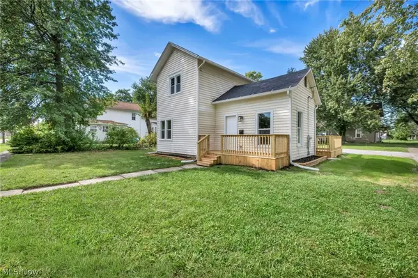 903 W 58th Street, Ashtabula, OH 44004
