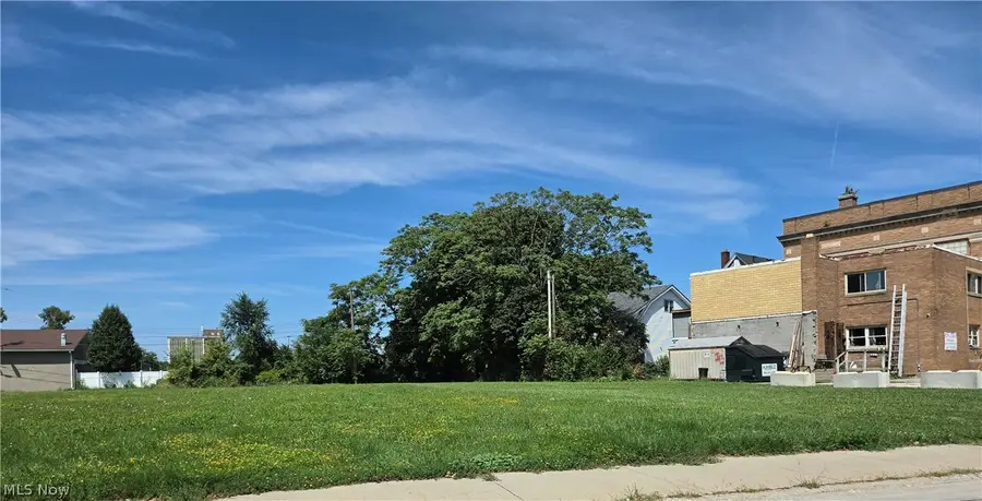 500 W 6th Street, Lorain, OH 44052 - #2