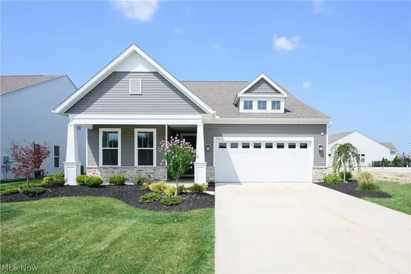 23864 Heatherstone Trail, Columbia Station, OH 44028