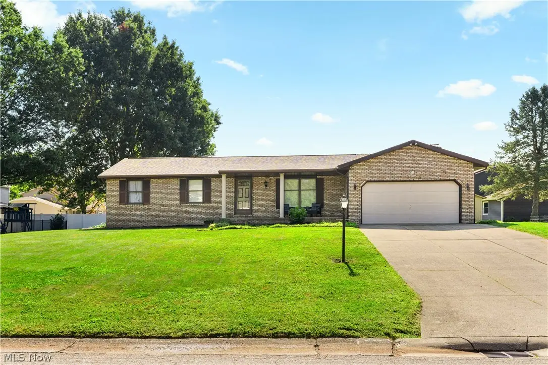 12534 Springwater Nw Avenue, Uniontown, OH 44685 - #1