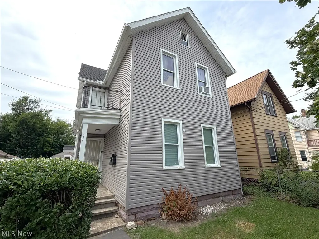 3230 W 31st Street, Cleveland, OH 44109 - #1