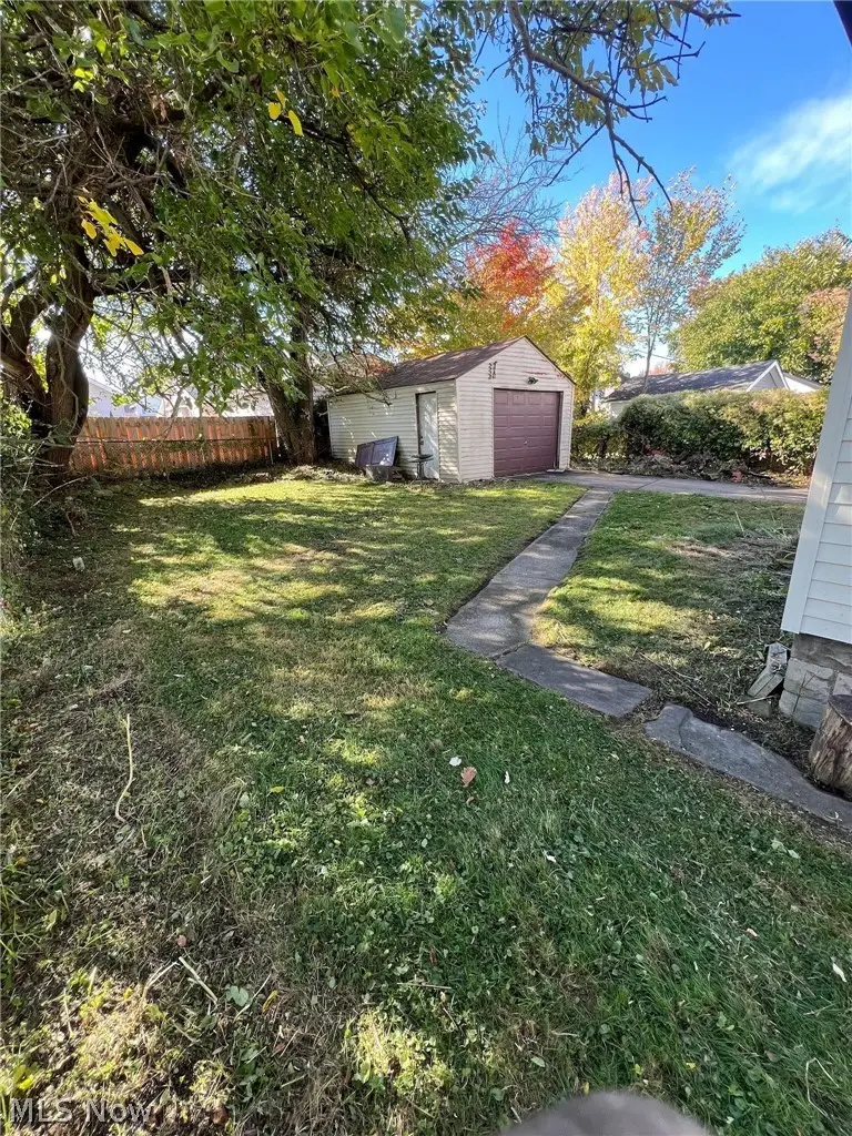 2215 Hood Avenue, Cleveland, OH 44109 - #3