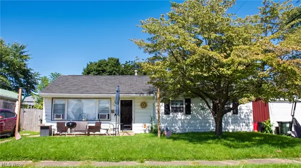 2657 22nd Ne Street, Canton, OH 44705