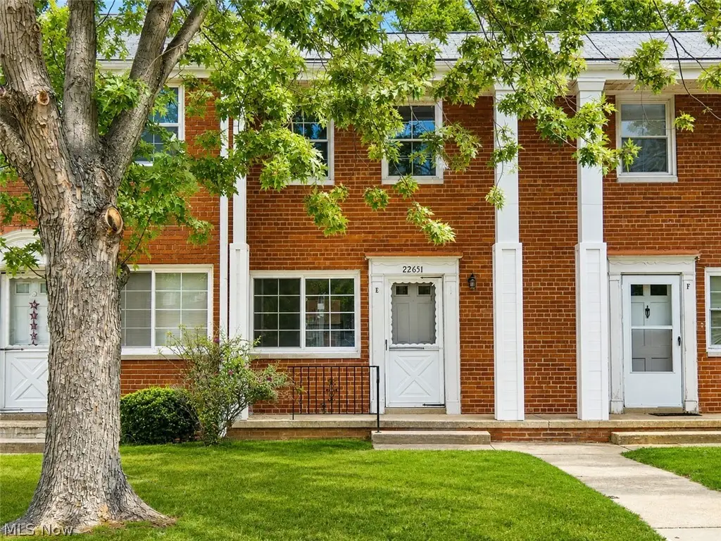 22651 Fox Avenue #E, Euclid, OH 44123 - #1