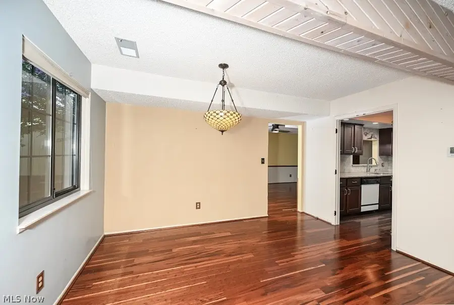 879 Hampton Ridge Drive, Akron, OH 44313 - #3