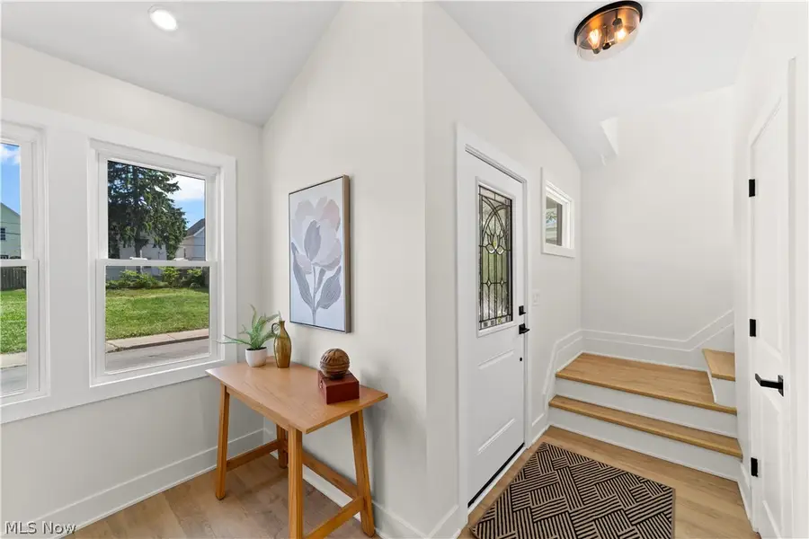 6200 Ellen Avenue, Cleveland, OH 44102 - #2