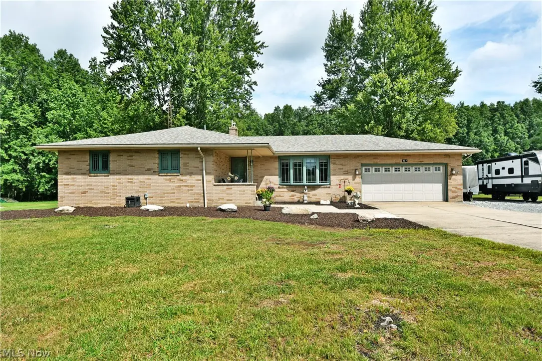 907 Center E Street, Warren, OH 44481 - #1