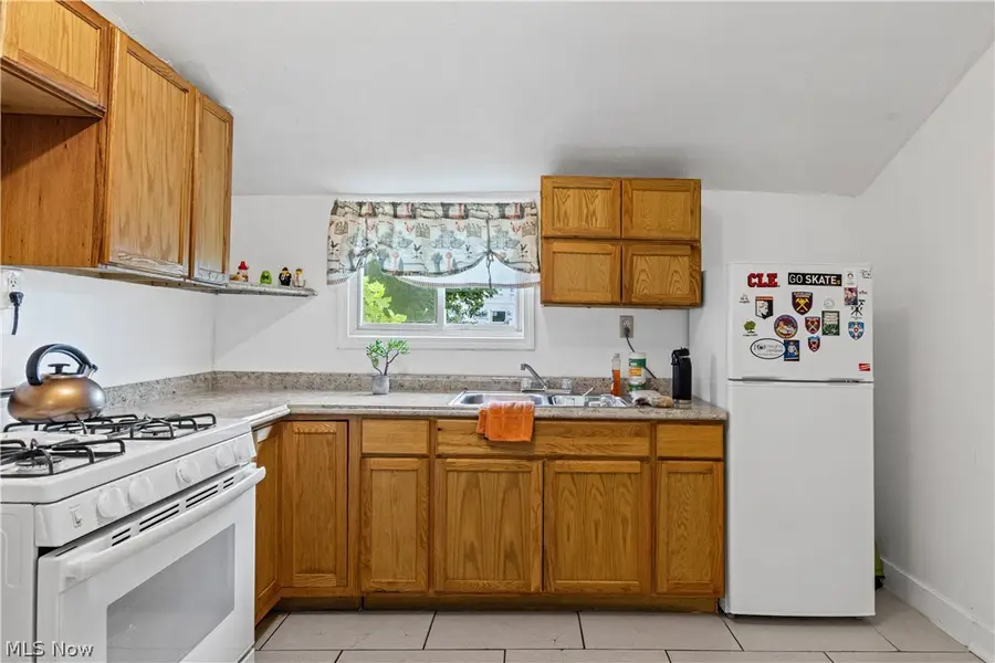 3417 Wade Avenue, Cleveland, OH 44113 - #3
