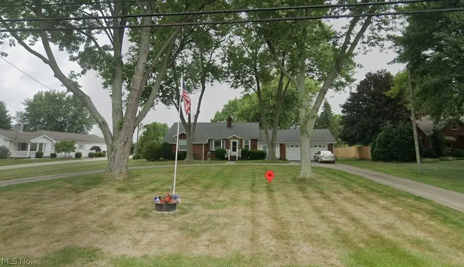 1459 Schneider Nw Street, North Canton, OH 44720 - #1