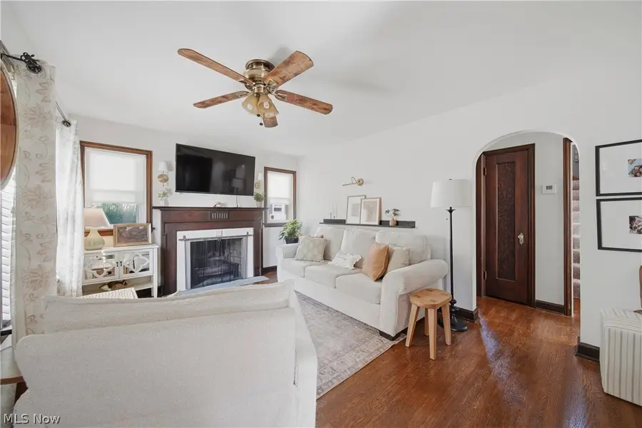 335 Harmon Sw Street, North Canton, OH 44720 - #3